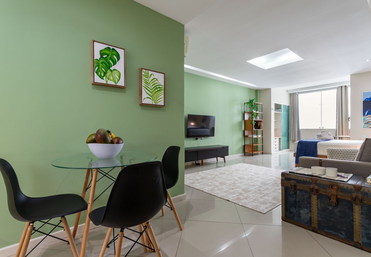 Apartment in Rio de Janeiro - 2 minutos da praia de Copacabana | NSC1004