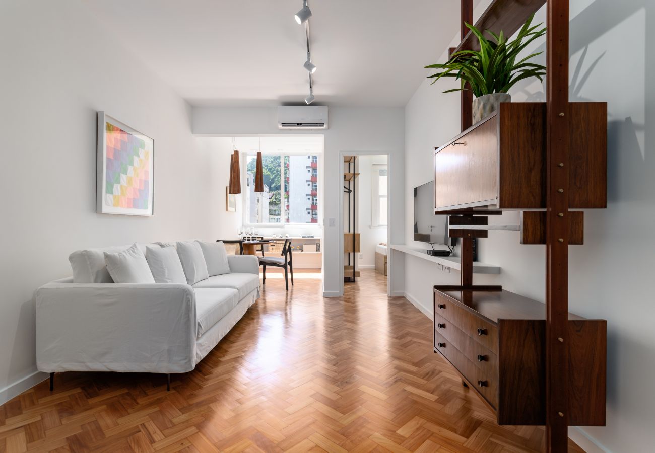 Apartment in Rio de Janeiro - 5 minutos da praia e vista para o Cristo | BR904