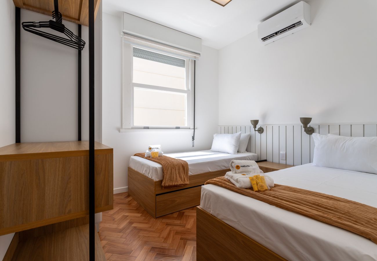 Apartment in Rio de Janeiro - 5 minutos da praia e vista para o Cristo | BR904