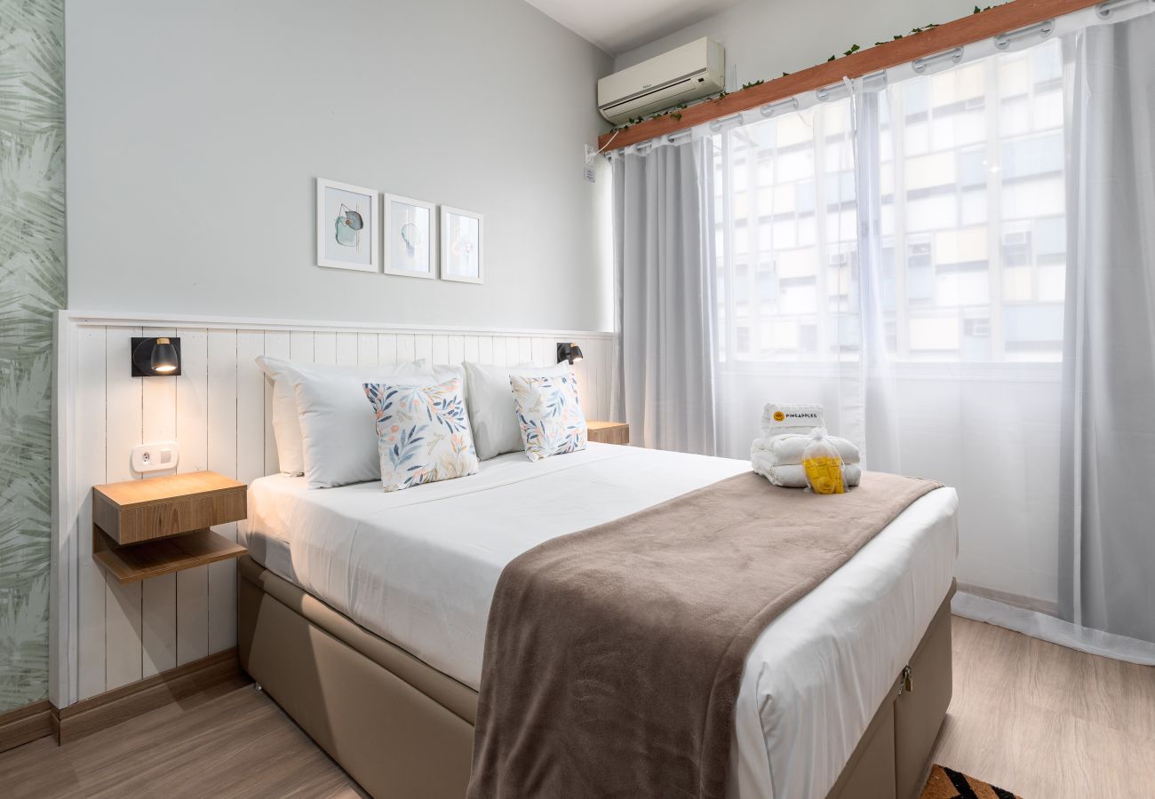 Apartment in Rio de Janeiro - 4 minutos da praia de Copacabana | HG610