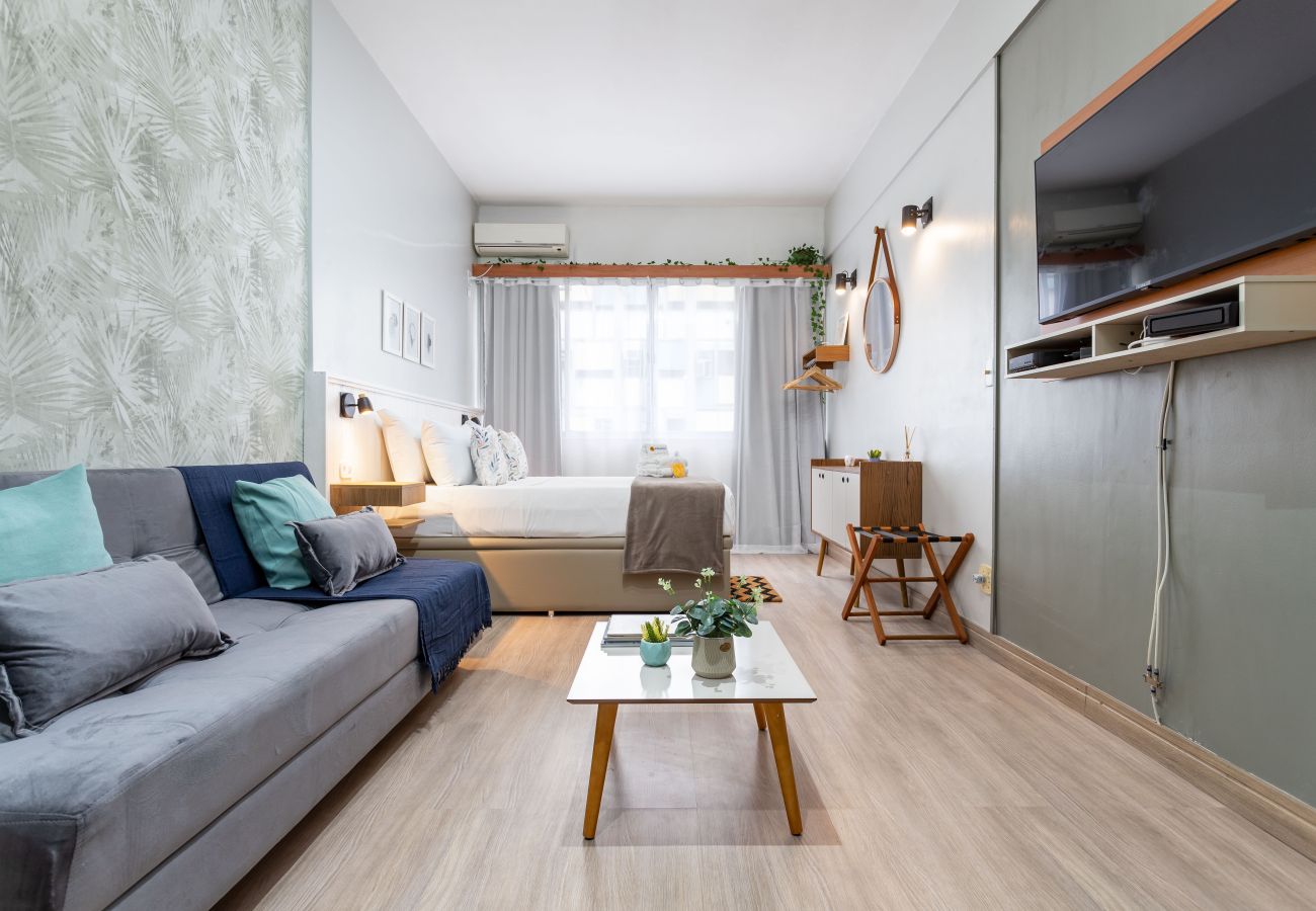 Apartment in Rio de Janeiro - 4 minutos da praia de Copacabana | HG610