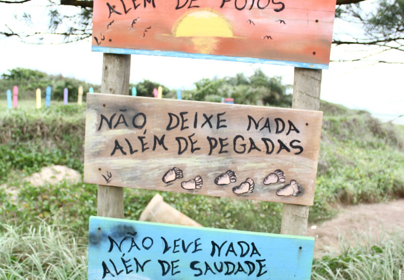 Rent by room in Cabo Frio - Pousada a 1 minuto da praia | UNR