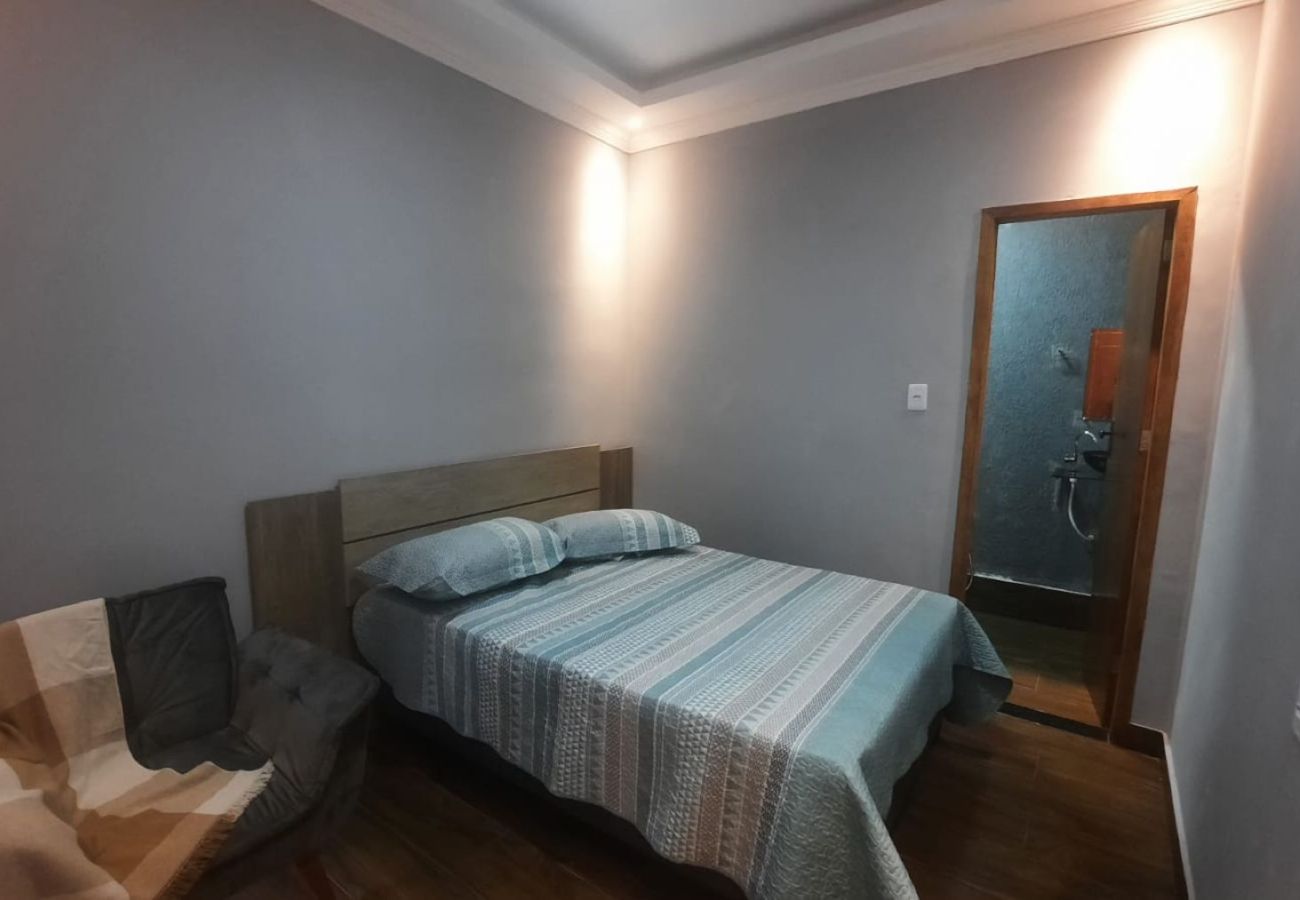 Rent by room in Cabo Frio - Pousada a 1 minuto da praia | UNR
