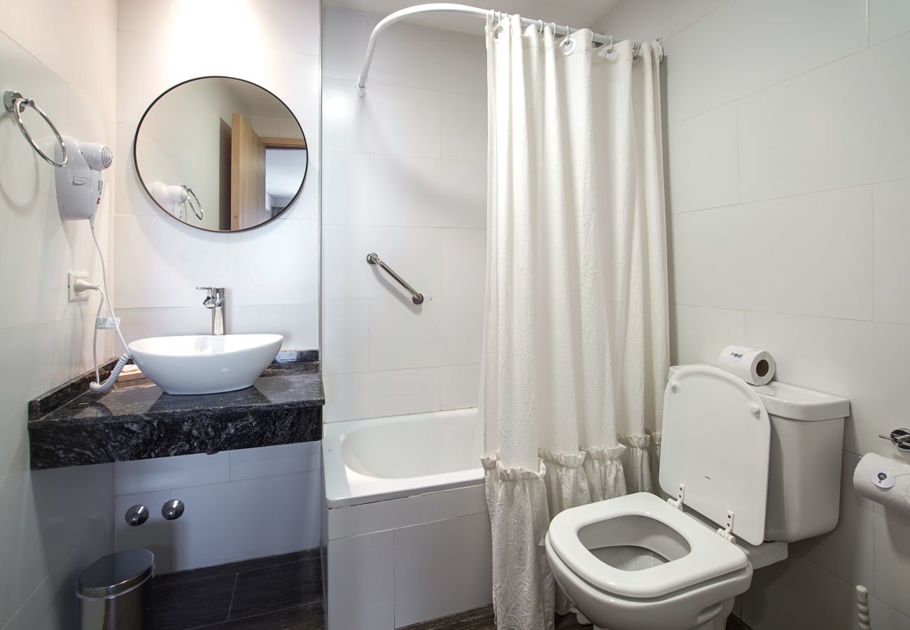 Studio in San Carlos de Bariloche - LLanten, Amazing flat with terrace and parking in Bariloche