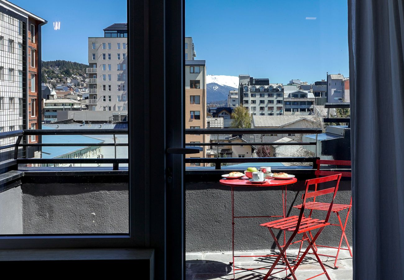 Studio in San Carlos de Bariloche - LLanten, Amazing flat with terrace and parking in Bariloche
