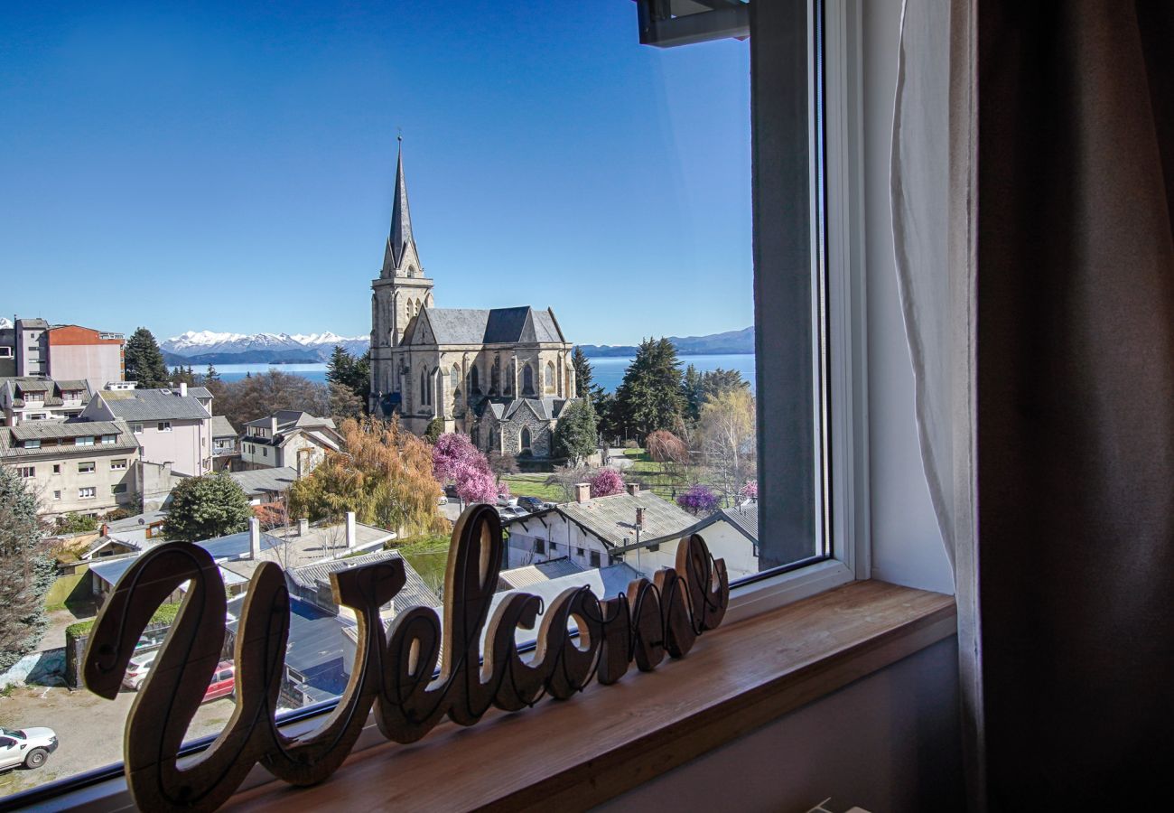 Apartment in San Carlos de Bariloche - Montaña apartment with lake view and parking in Bariloche