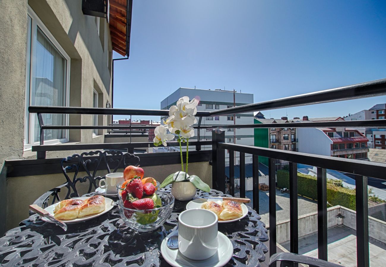 Studio in San Carlos de Bariloche - Oriental apartment walking distance to main street in Bariloche