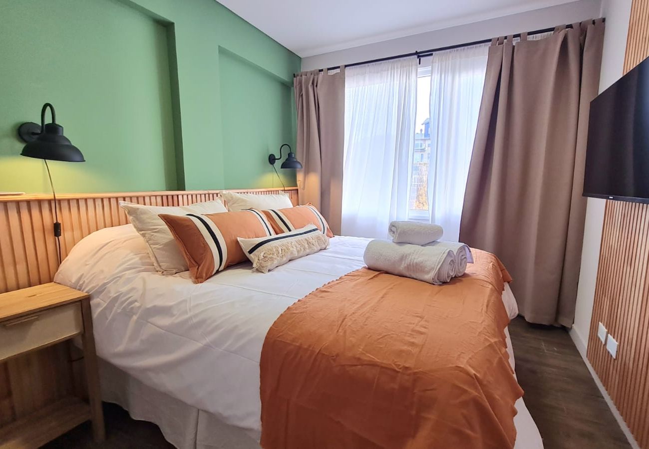 Apartment in San Carlos de Bariloche - Salvia apartment in downtown Bariloche with parking