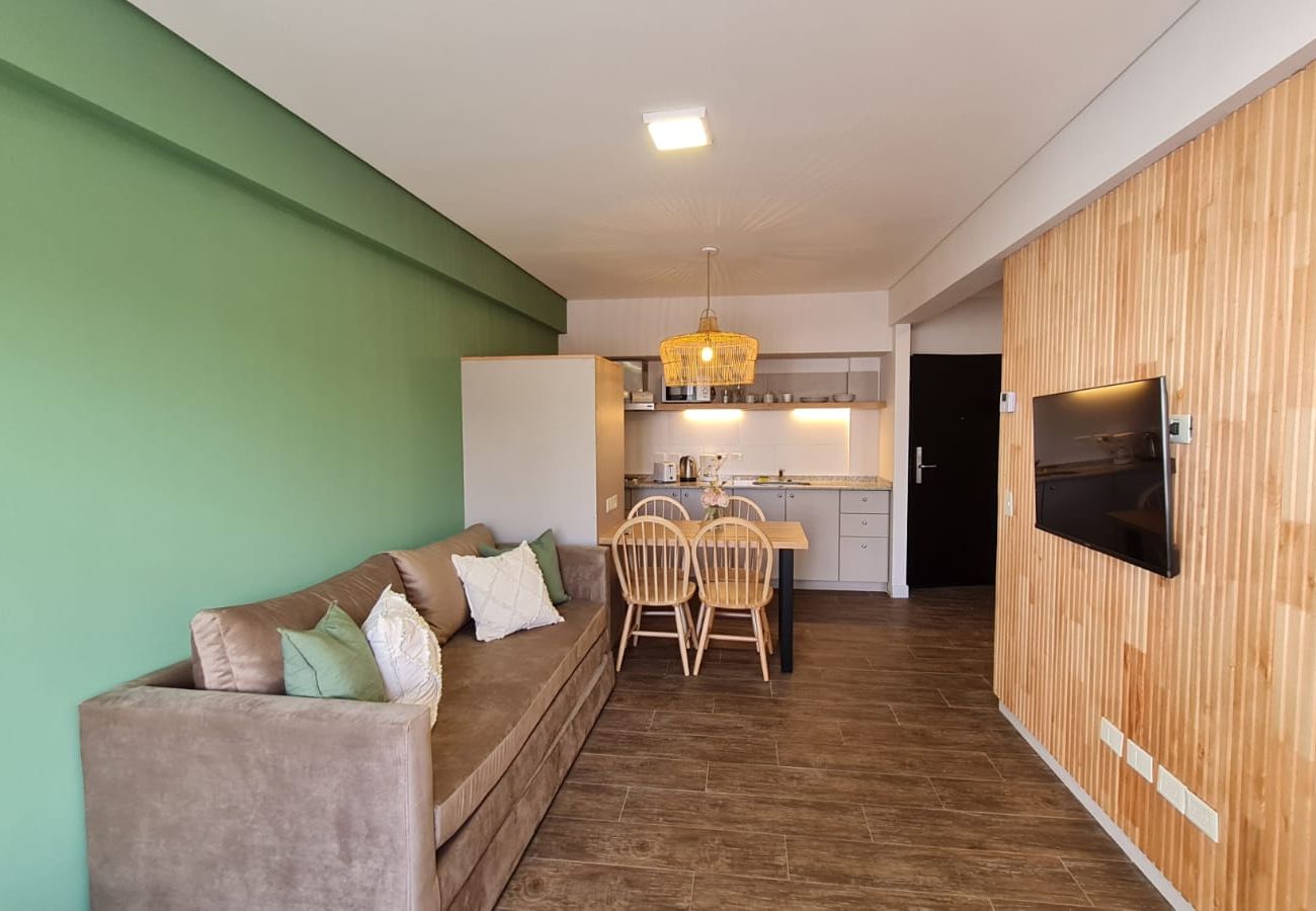 Apartment in San Carlos de Bariloche - Salvia apartment in downtown Bariloche with parking