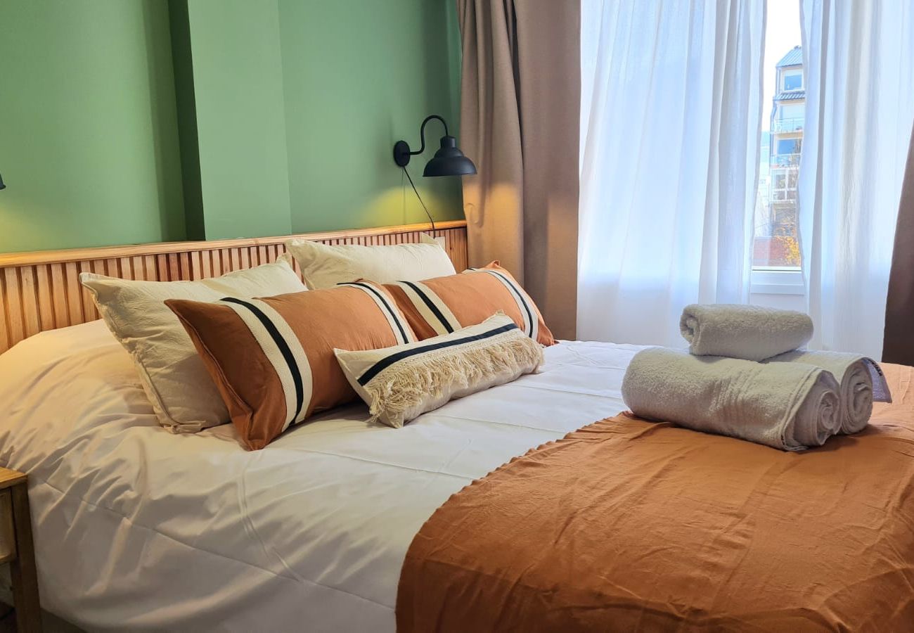 Apartment in San Carlos de Bariloche - Salvia apartment in downtown Bariloche with parking