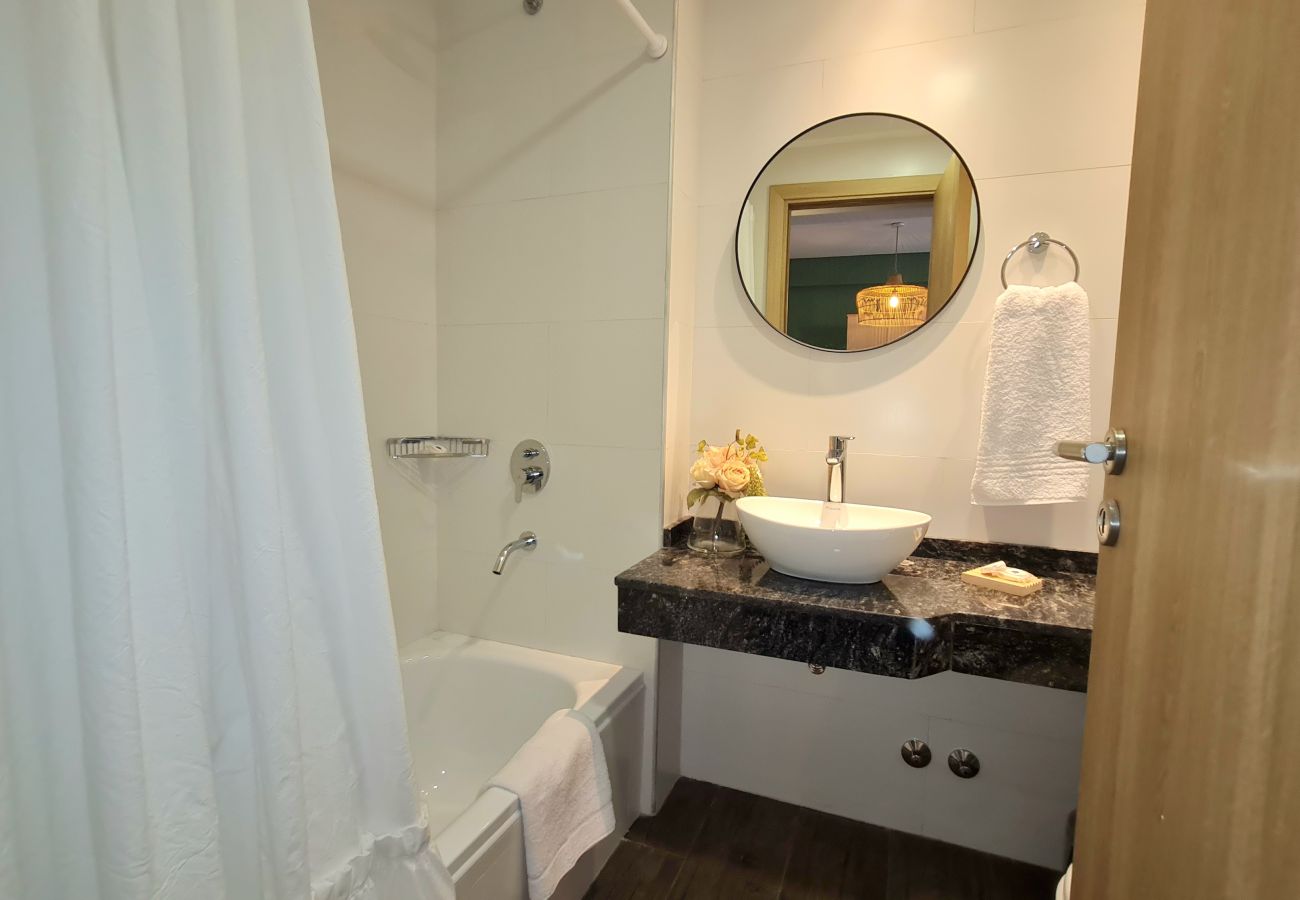 Apartment in San Carlos de Bariloche - Salvia apartment in downtown Bariloche with parking