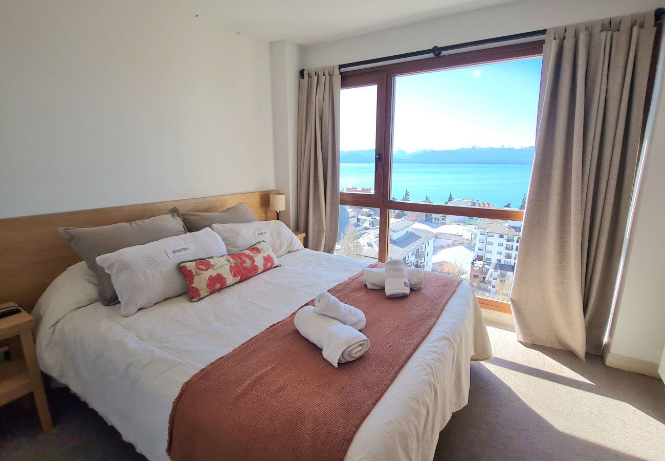 Apartment in San Carlos de Bariloche - Kumelka apartment with Lake Nahuel Huapi View