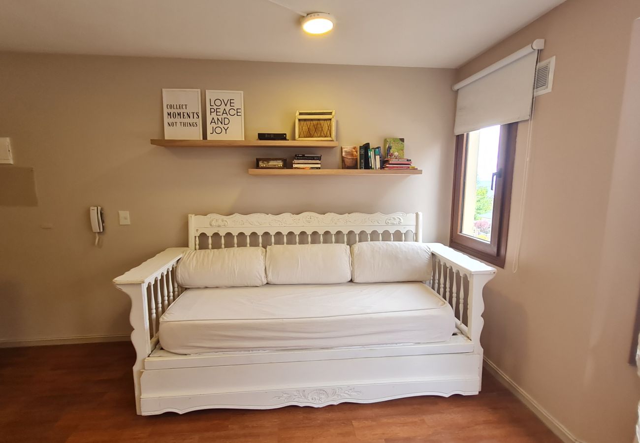 Apartment in San Carlos de Bariloche - Lyrics & Music apartment in the Belgrano neighborhood, Bariloche