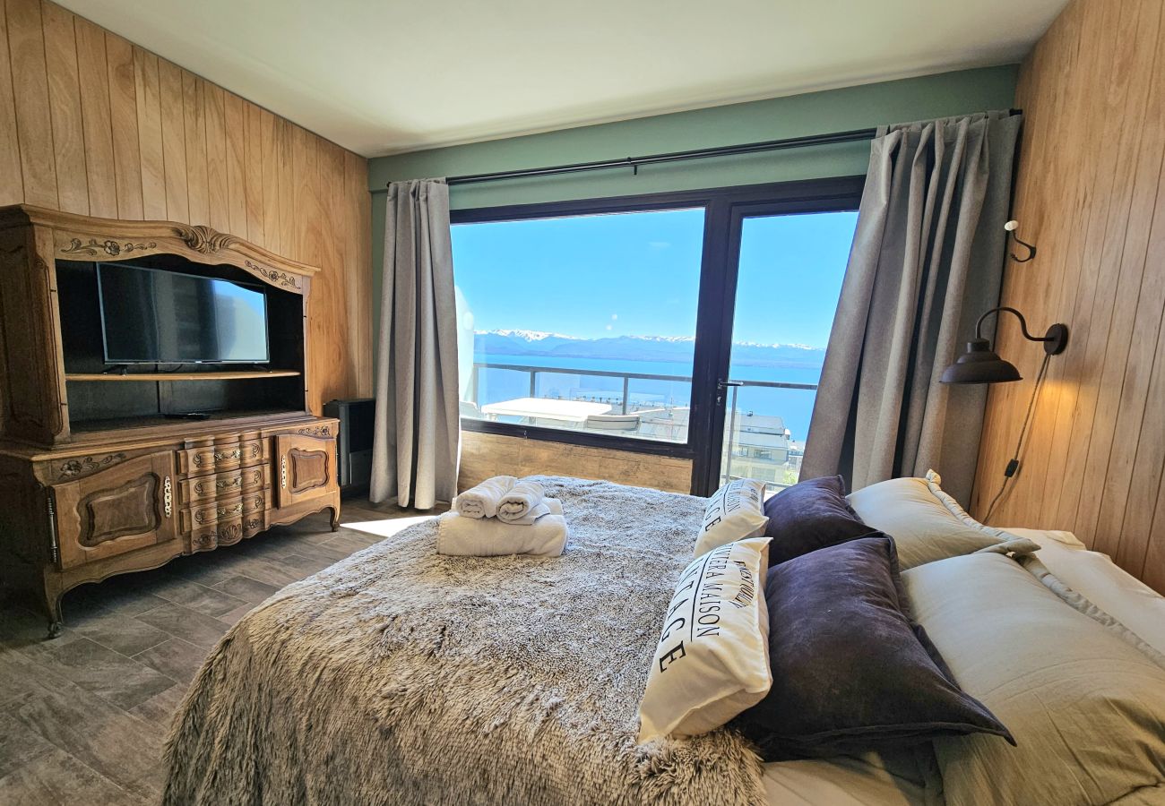 Studio in San Carlos de Bariloche - Suizo II Romantic apartment with Nahuel Huapi Lake