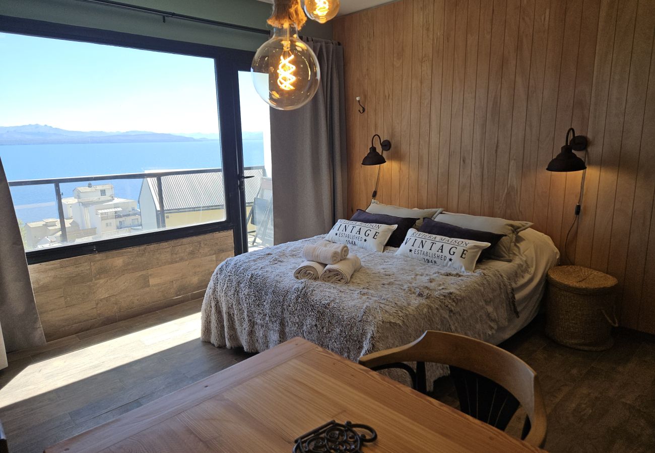 Studio in San Carlos de Bariloche - Suizo II Romantic apartment with Nahuel Huapi Lake