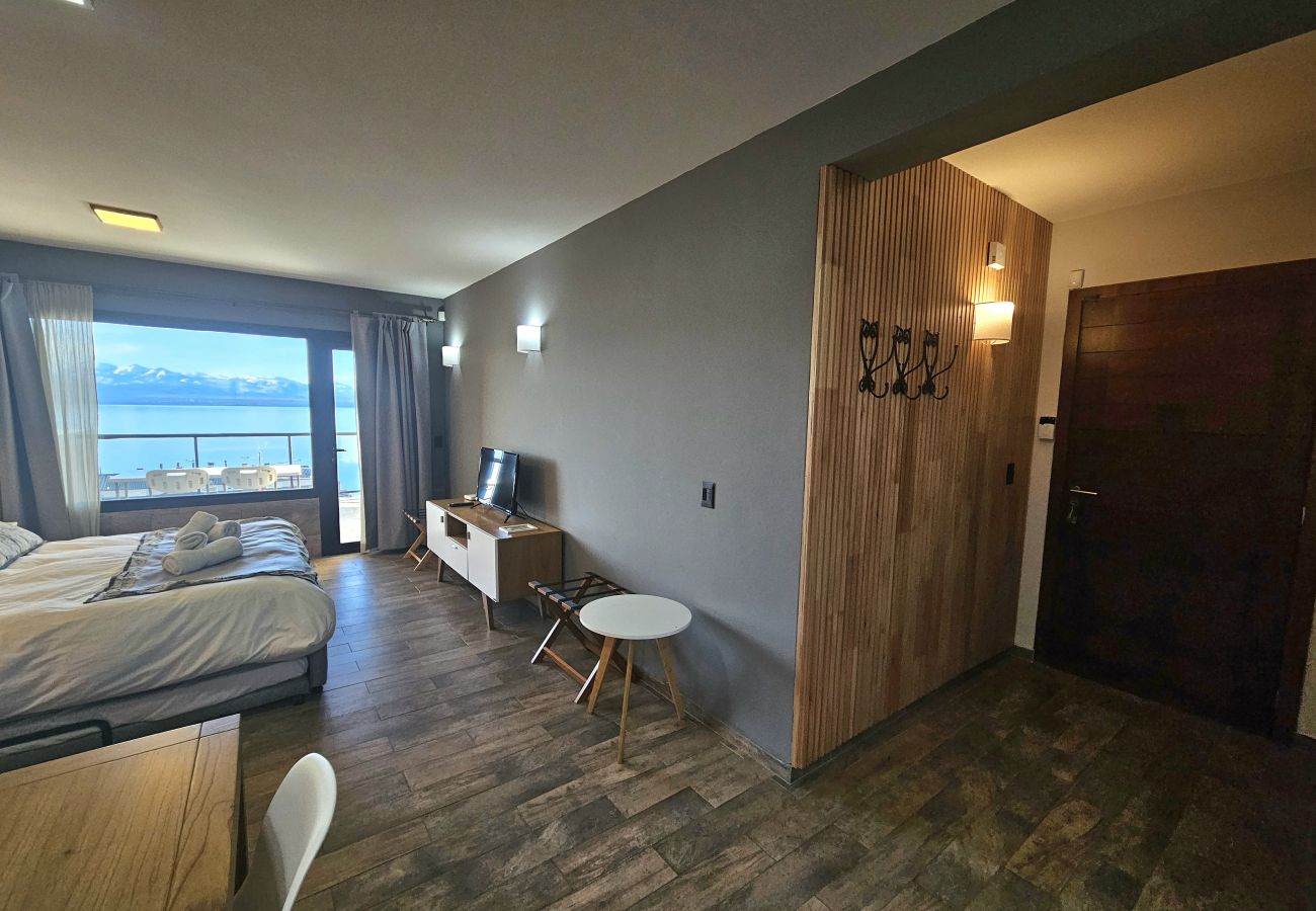 Studio in San Carlos de Bariloche - Suizo I apartment with spectacular lake view Nahuel Huapi