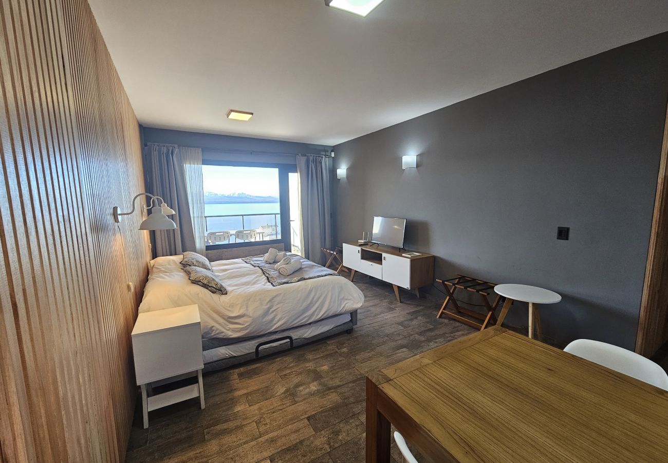 Studio in San Carlos de Bariloche - Suizo I apartment with spectacular lake view Nahuel Huapi