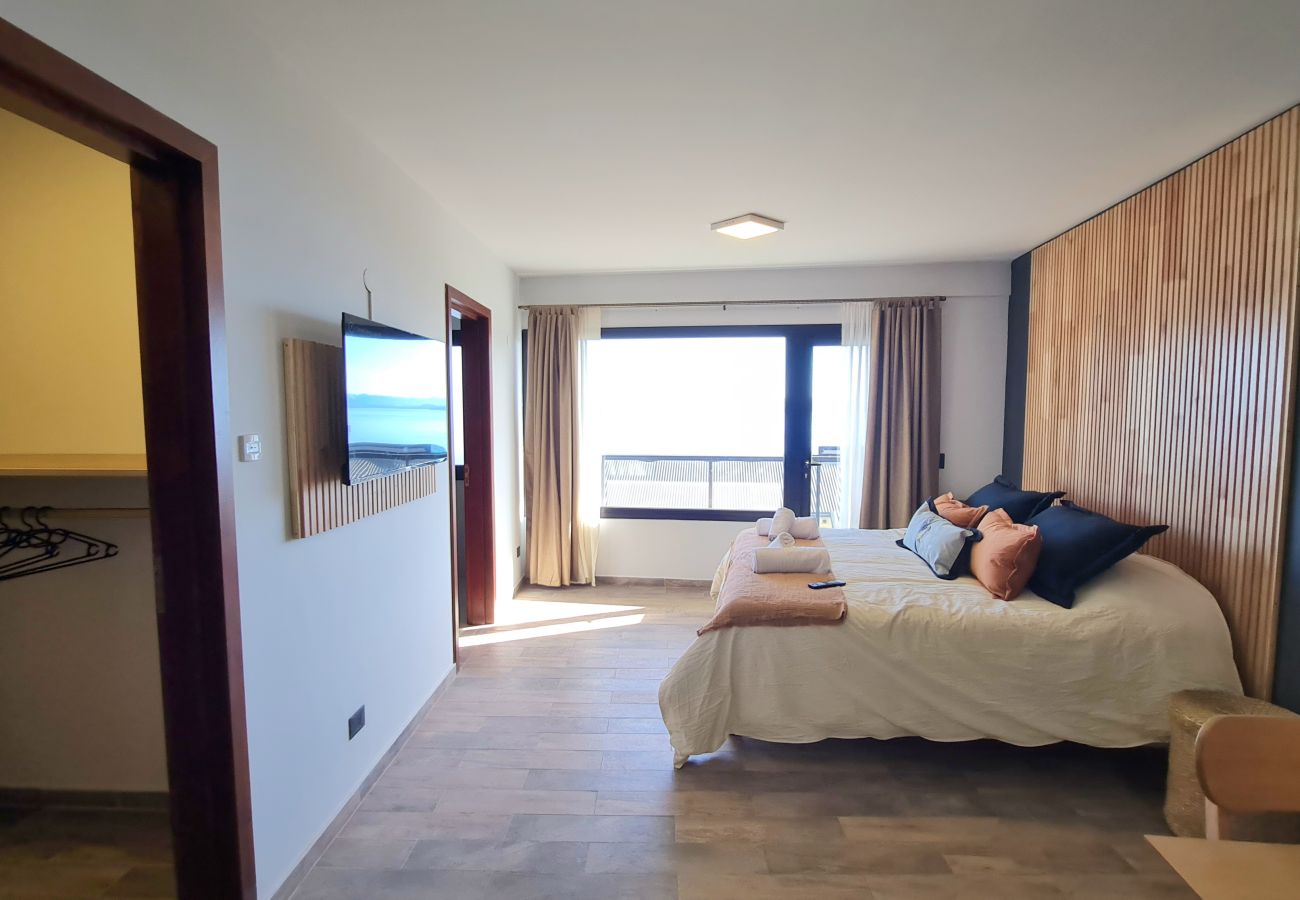 Studio in San Carlos de Bariloche - Swiss IV apartment with an impressive lake view Nahuel Huapi