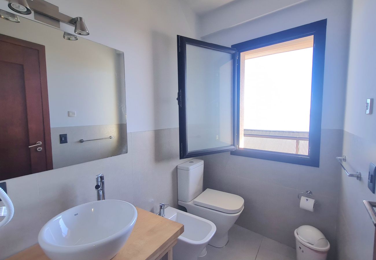 Studio in San Carlos de Bariloche - Swiss IV apartment with an impressive lake view Nahuel Huapi