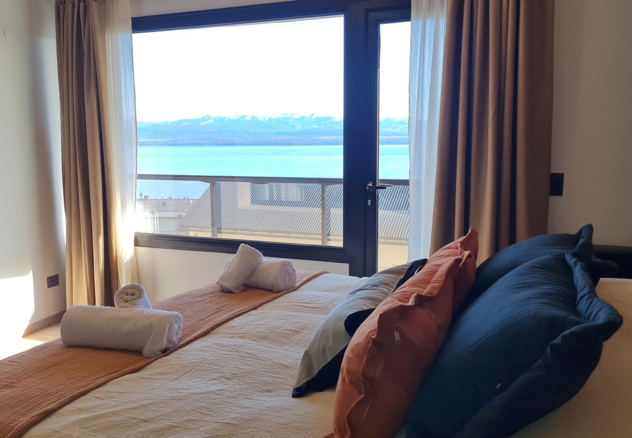 Studio in San Carlos de Bariloche - Swiss IV apartment with an impressive lake view Nahuel Huapi