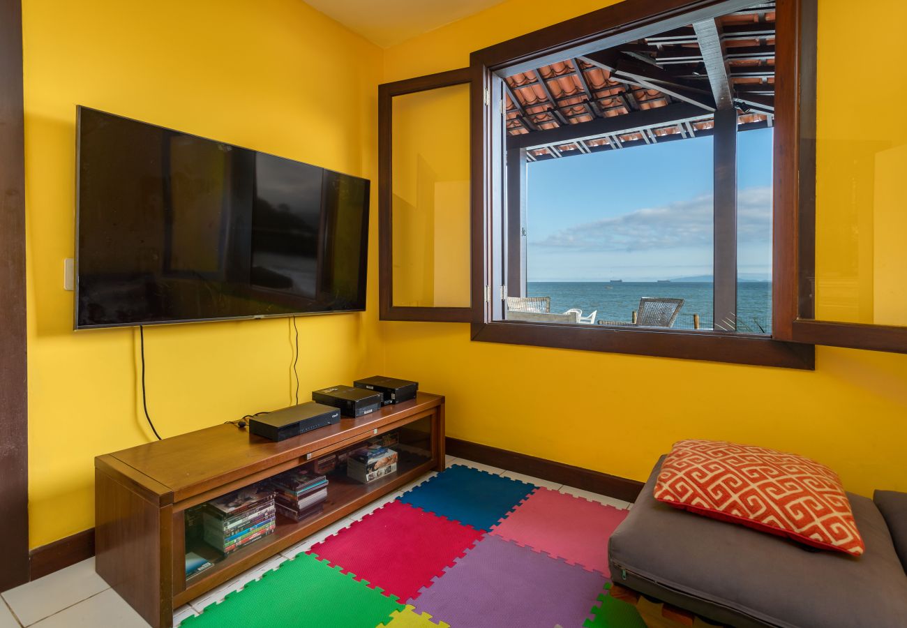 House in Mangaratiba - Casa com praia particular em Porto Bello Mangaratiba