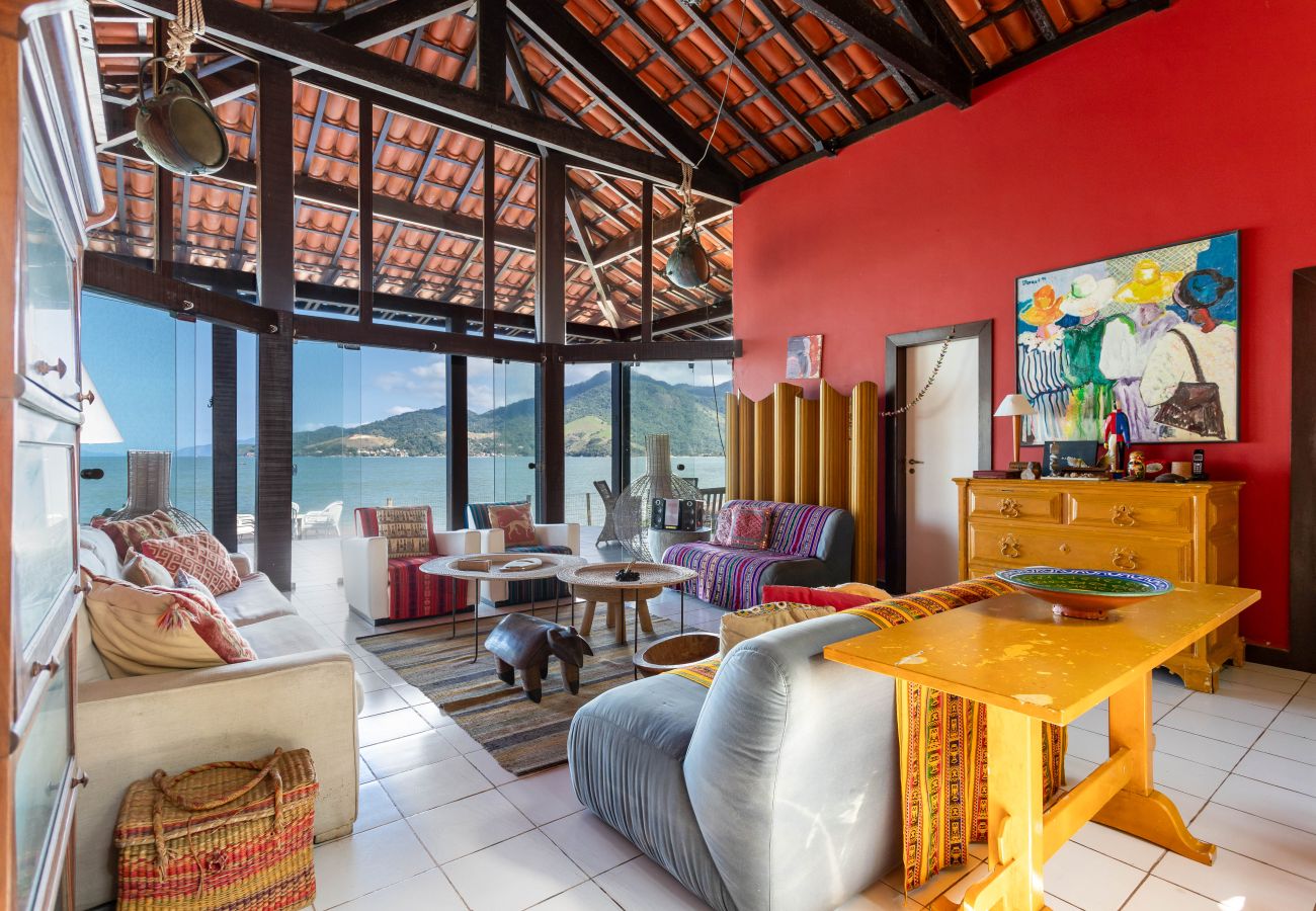 House in Mangaratiba - Casa com praia particular em Porto Bello Mangaratiba