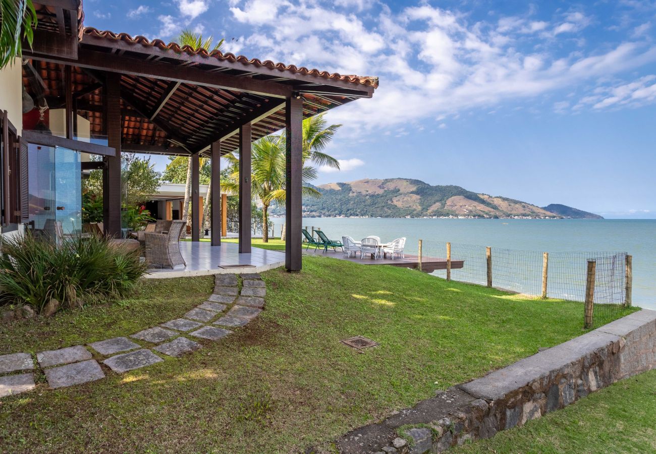 House in Mangaratiba - Casa com praia particular em Porto Bello Mangaratiba