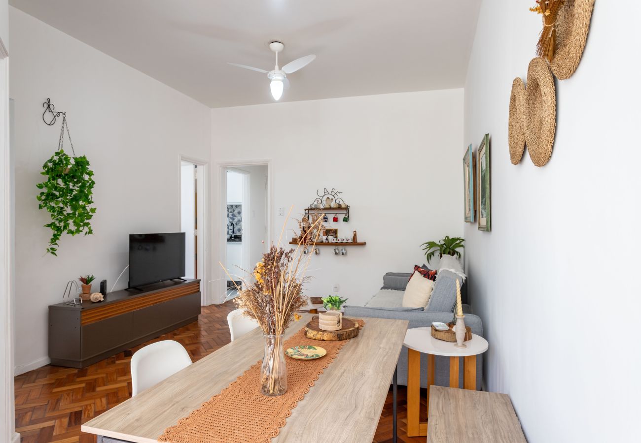 Apartment in Rio de Janeiro - 3 minutos da praia do Leme | GS501