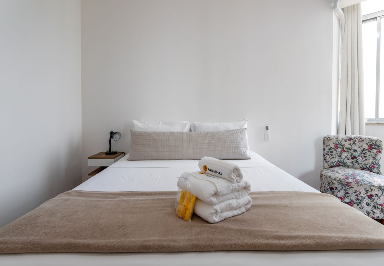 Apartment in Rio de Janeiro - 3 minutos da praia do Leme | GS501