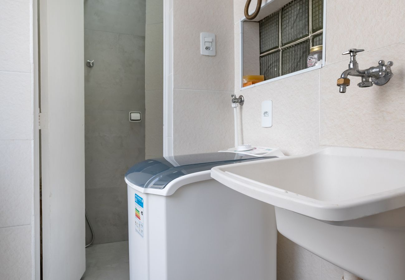 Apartment in Rio de Janeiro - 3 minutos da praia do Leme | GS501