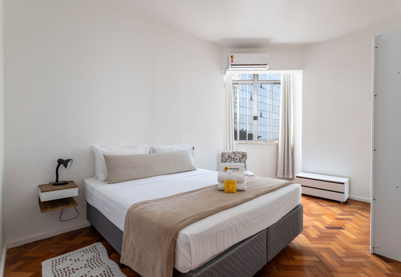 Apartment in Rio de Janeiro - 3 minutos da praia do Leme | GS501