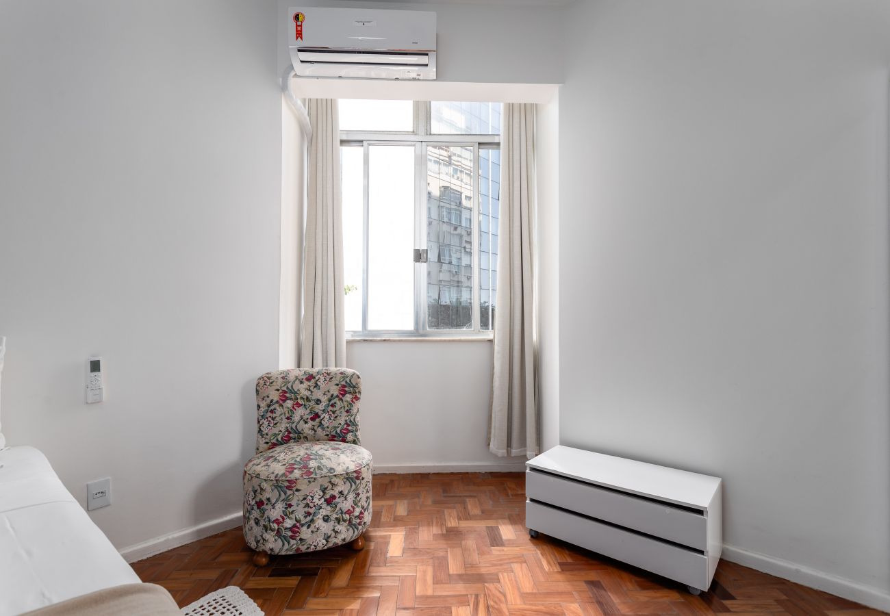 Apartment in Rio de Janeiro - 3 minutos da praia do Leme | GS501