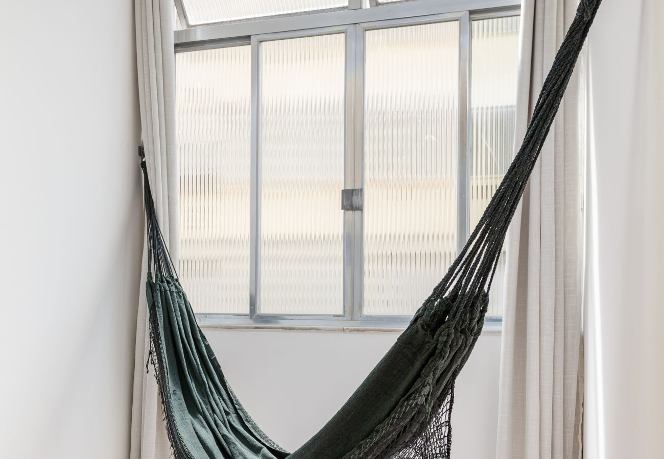 Apartment in Rio de Janeiro - 3 minutos da praia do Leme | GS501