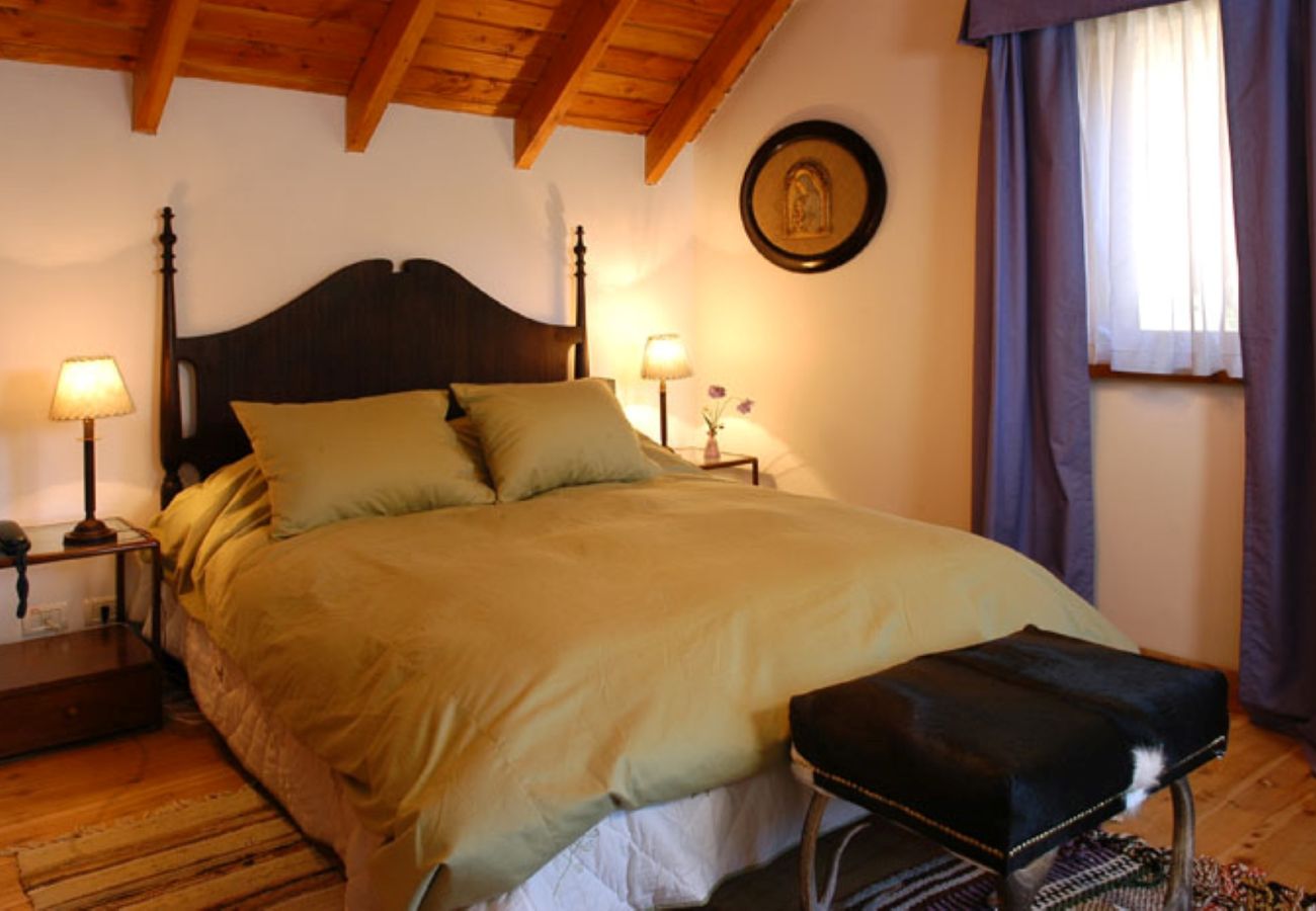 House in San Carlos de Bariloche - Spectacular house by the Nahuel Huapi lake