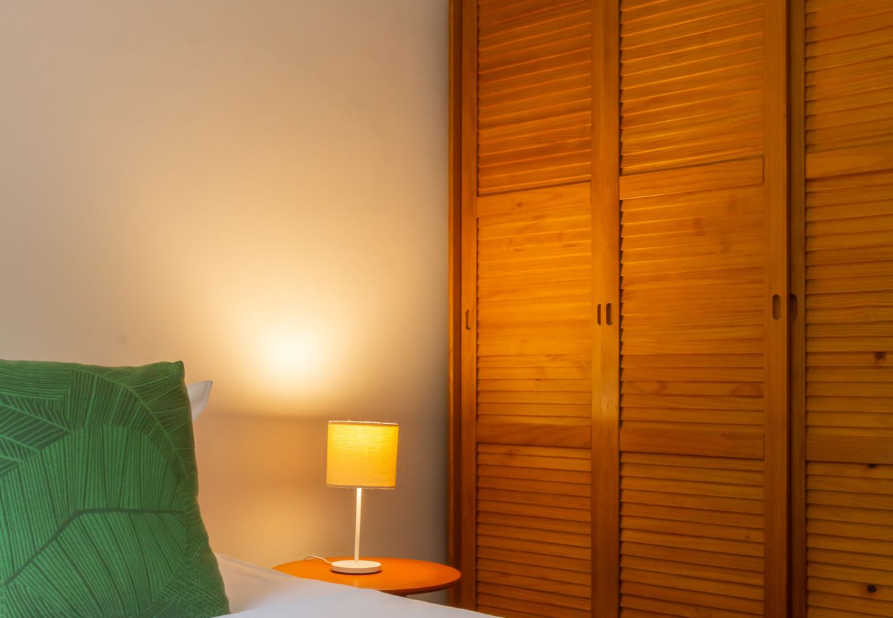 Apartment in Rio de Janeiro - Próximo do metrô e 10 minutos da praia | MFB302
