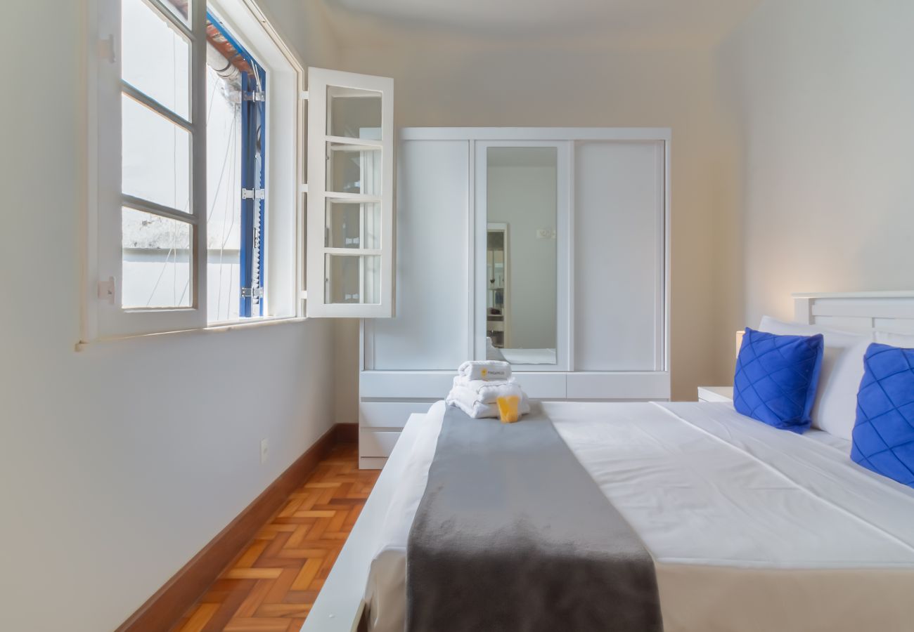 Apartment in Rio de Janeiro - Próximo do metrô e 10 minutos da praia | MFB302