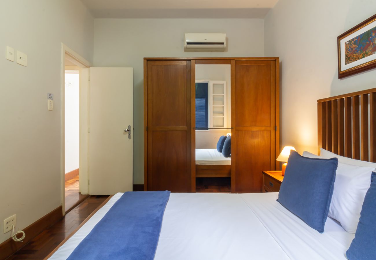 Apartment in Rio de Janeiro - Próximo do metrô e 10 minutos da praia | MFB302