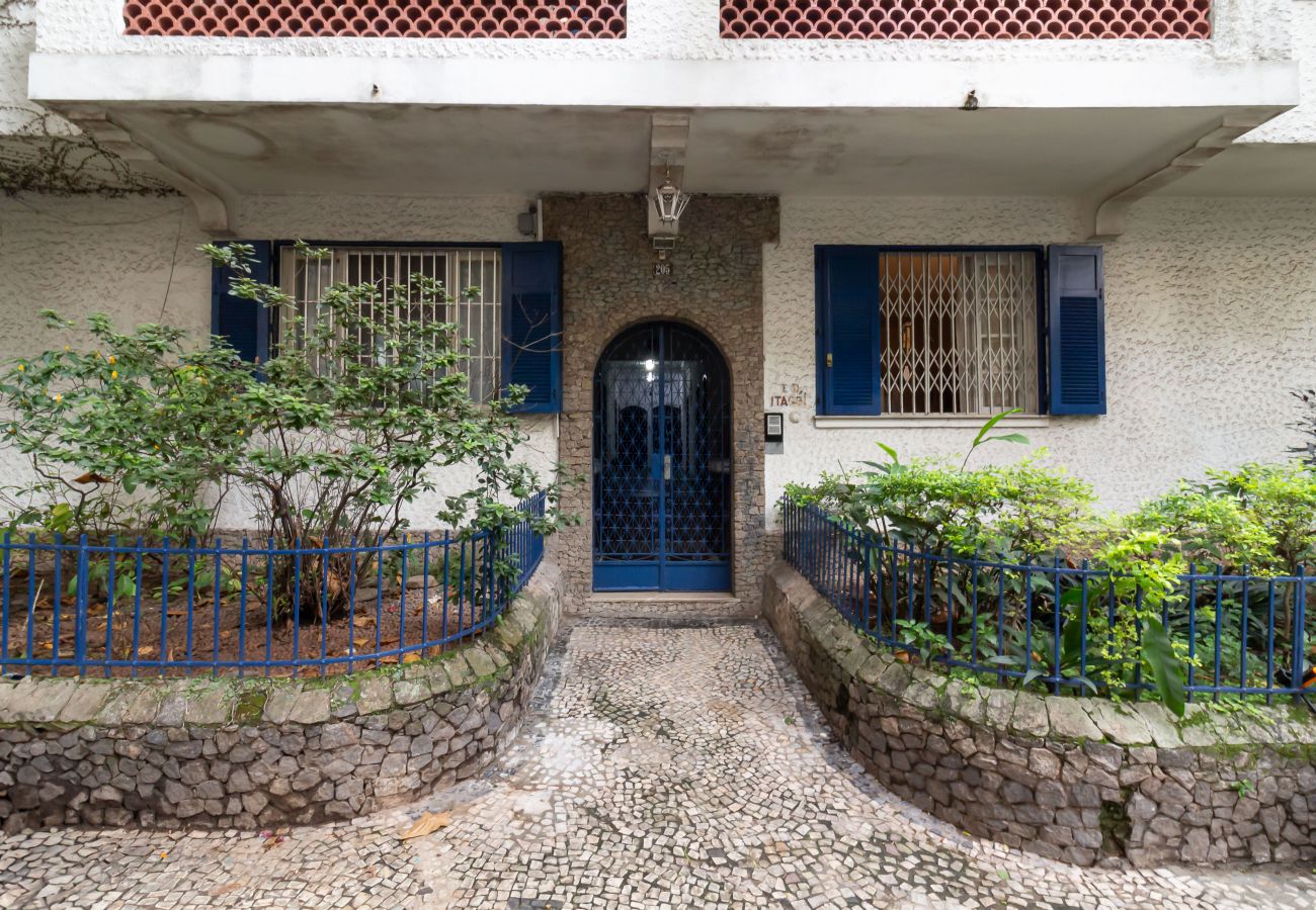 Apartment in Rio de Janeiro - Próximo do metrô e 10 minutos da praia | MFB302