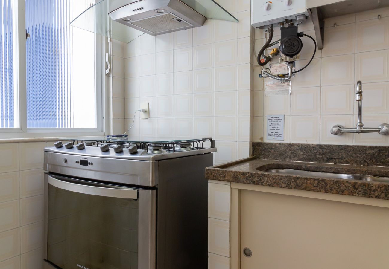 Apartment in Rio de Janeiro - Próximo do metrô e 10 minutos da praia | MFB302