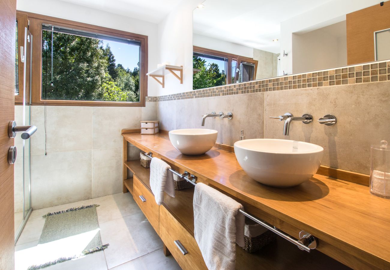 House in San Carlos de Bariloche - Hogar Familiar house in Bariloche