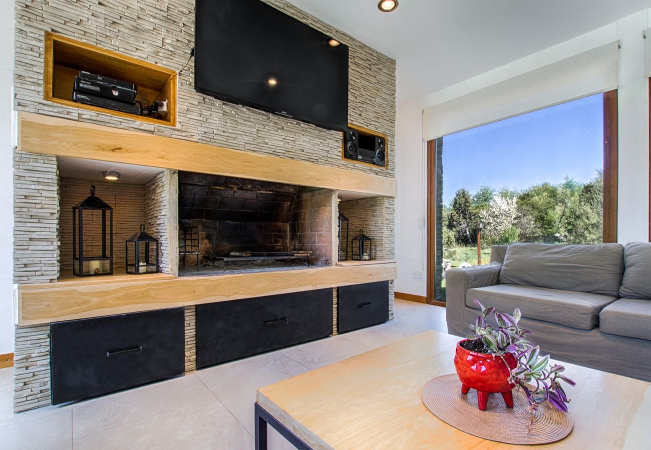 House in San Carlos de Bariloche - Hogar Familiar house in Bariloche