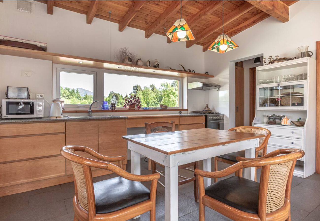 House in San Carlos de Bariloche - House in private neighborhood in Bariloche
