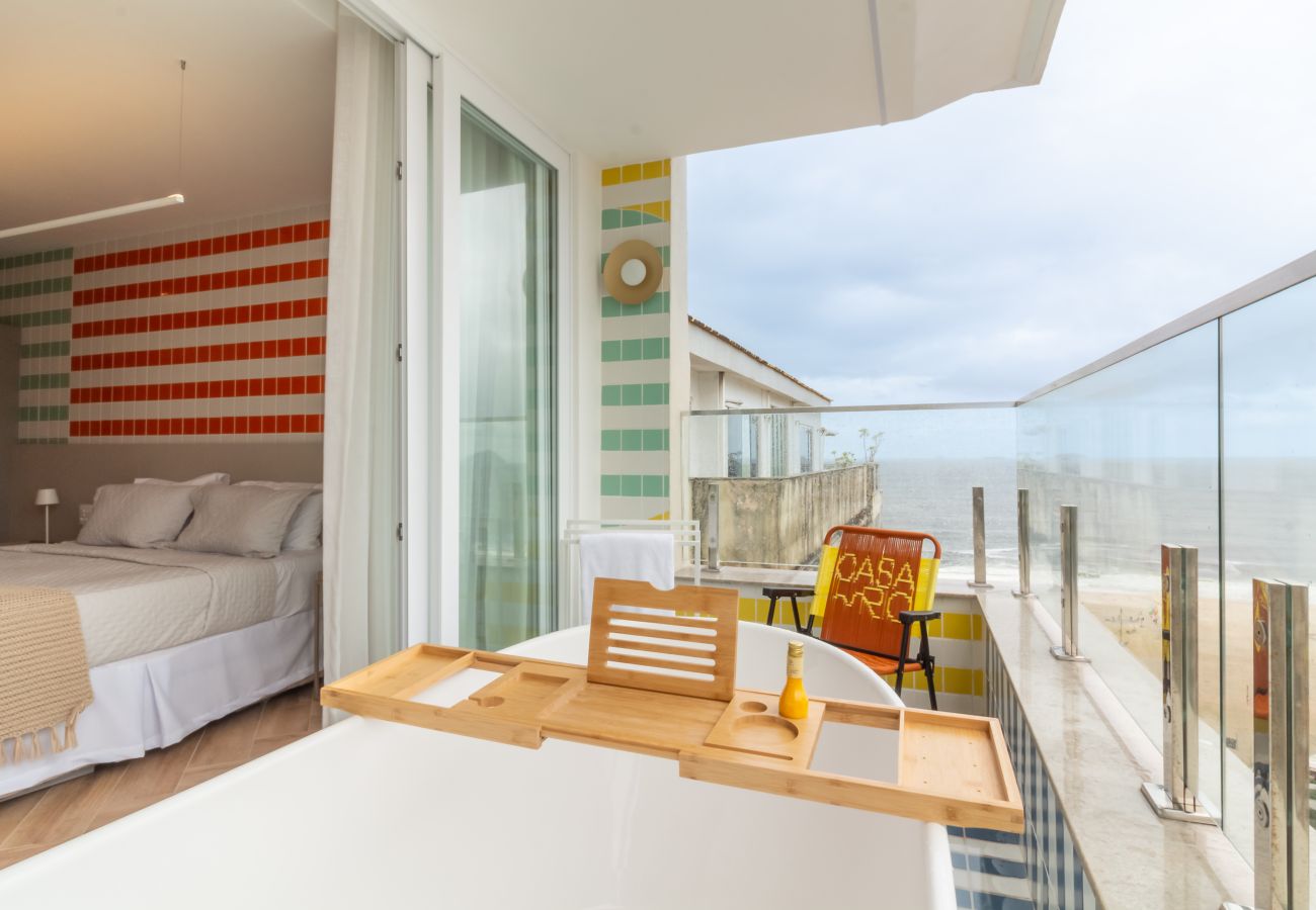 Apartment in Rio de Janeiro - Vista para o Mar e Varanda com Banheira | Q9