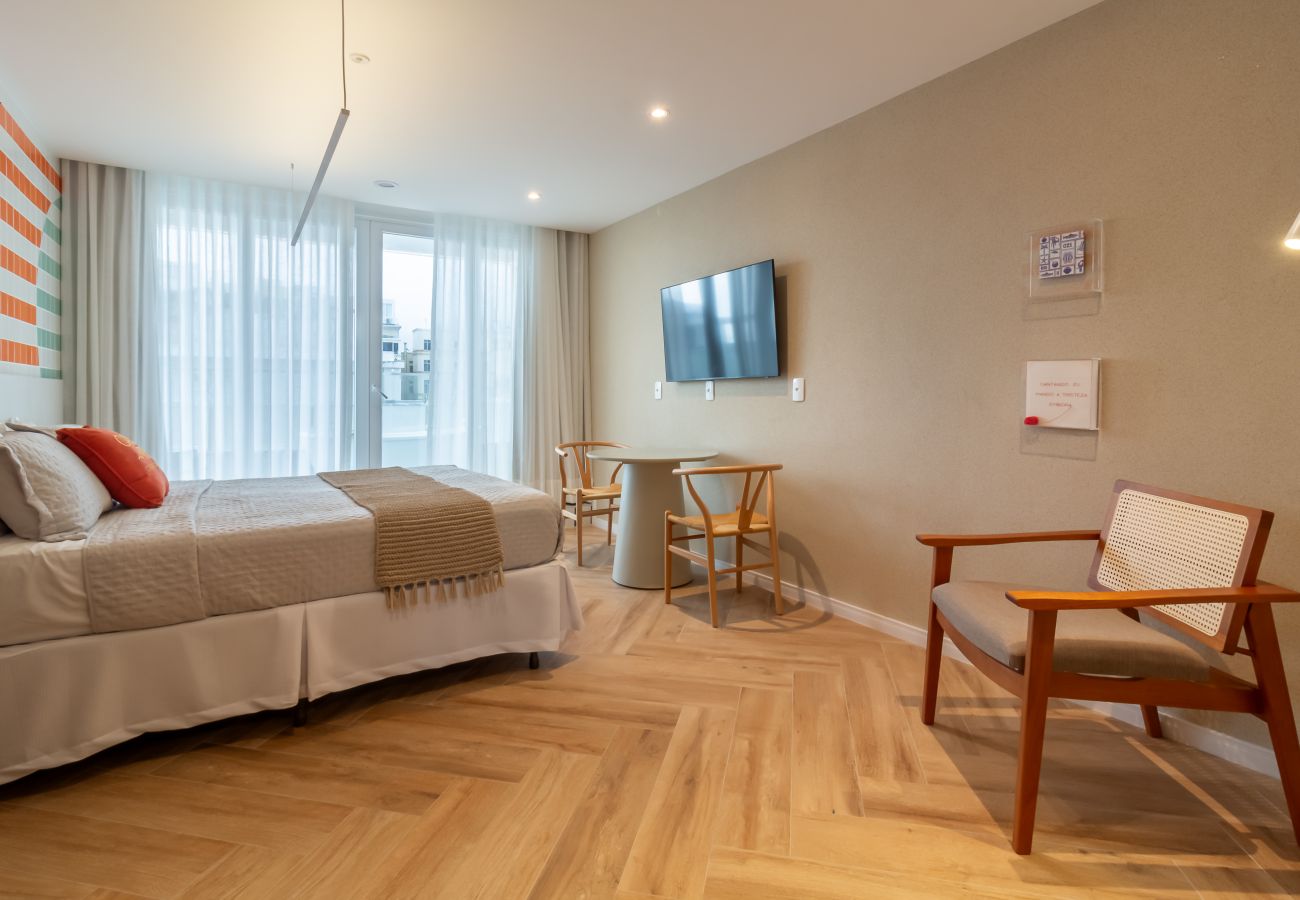 Apartment in Rio de Janeiro - Vista para o Mar e Varanda com Banheira | Q9