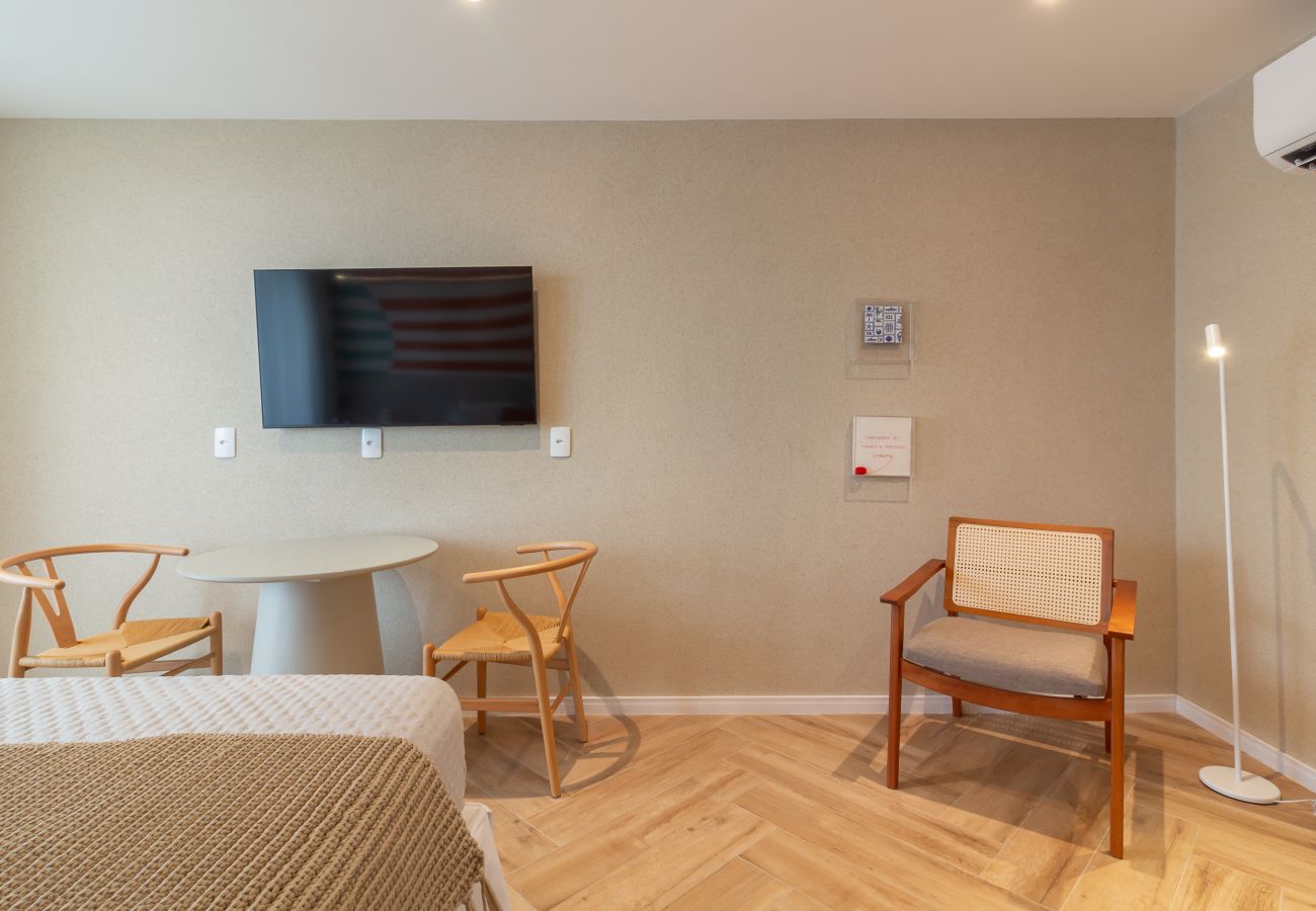 Apartment in Rio de Janeiro - Vista para o Mar e Varanda com Banheira | Q9