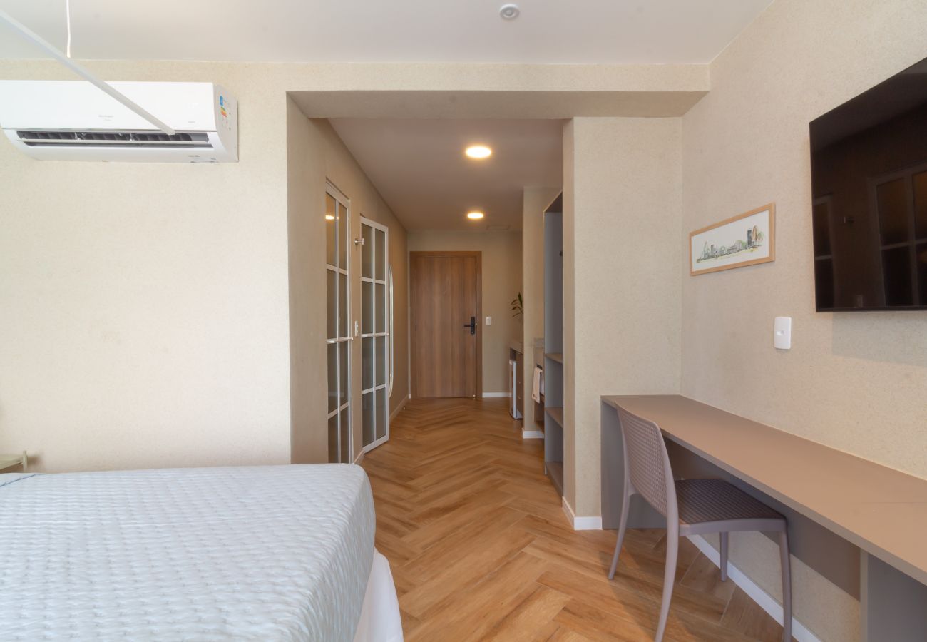 Apartment in Rio de Janeiro - Vista para o Mar e Varanda com Banheira  | Q21