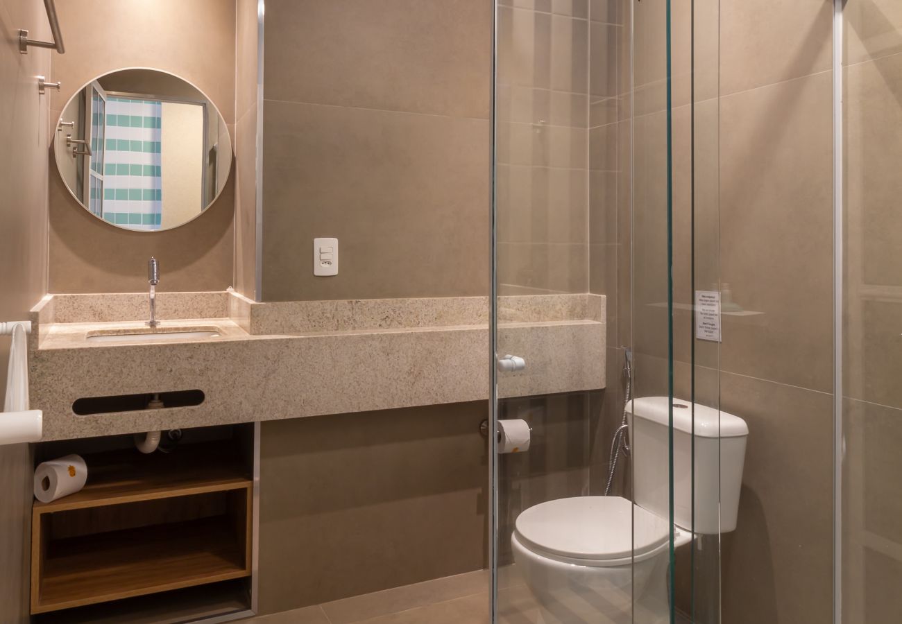 Apartment in Rio de Janeiro - Vista para o Mar e Varanda com Banheira  | Q4