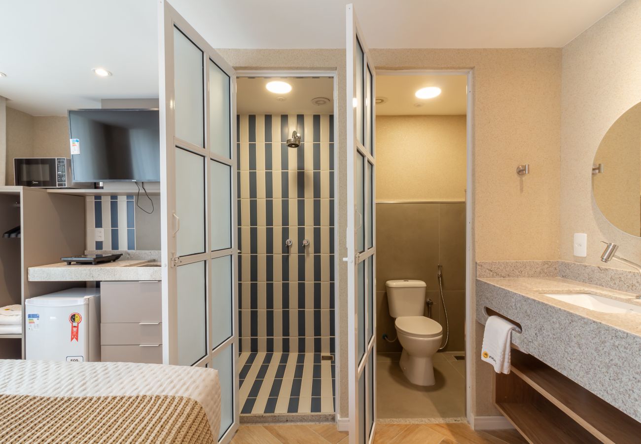 Apartment in Rio de Janeiro - Refúgio a Poucos Passos de Praia de Copacabana | Q8