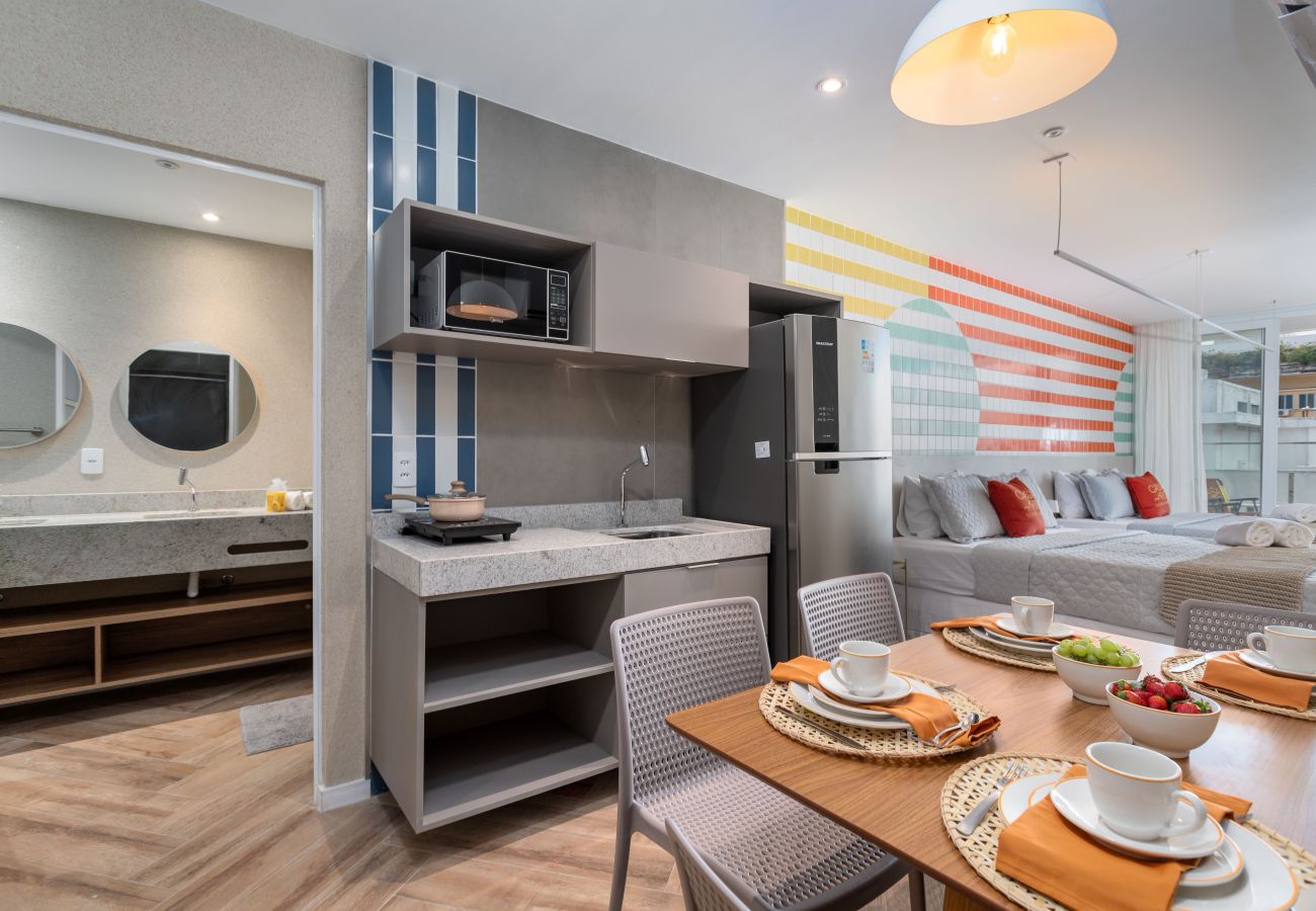 Apartment in Rio de Janeiro - Vista para o Mar e Varanda com Banheira | Q5