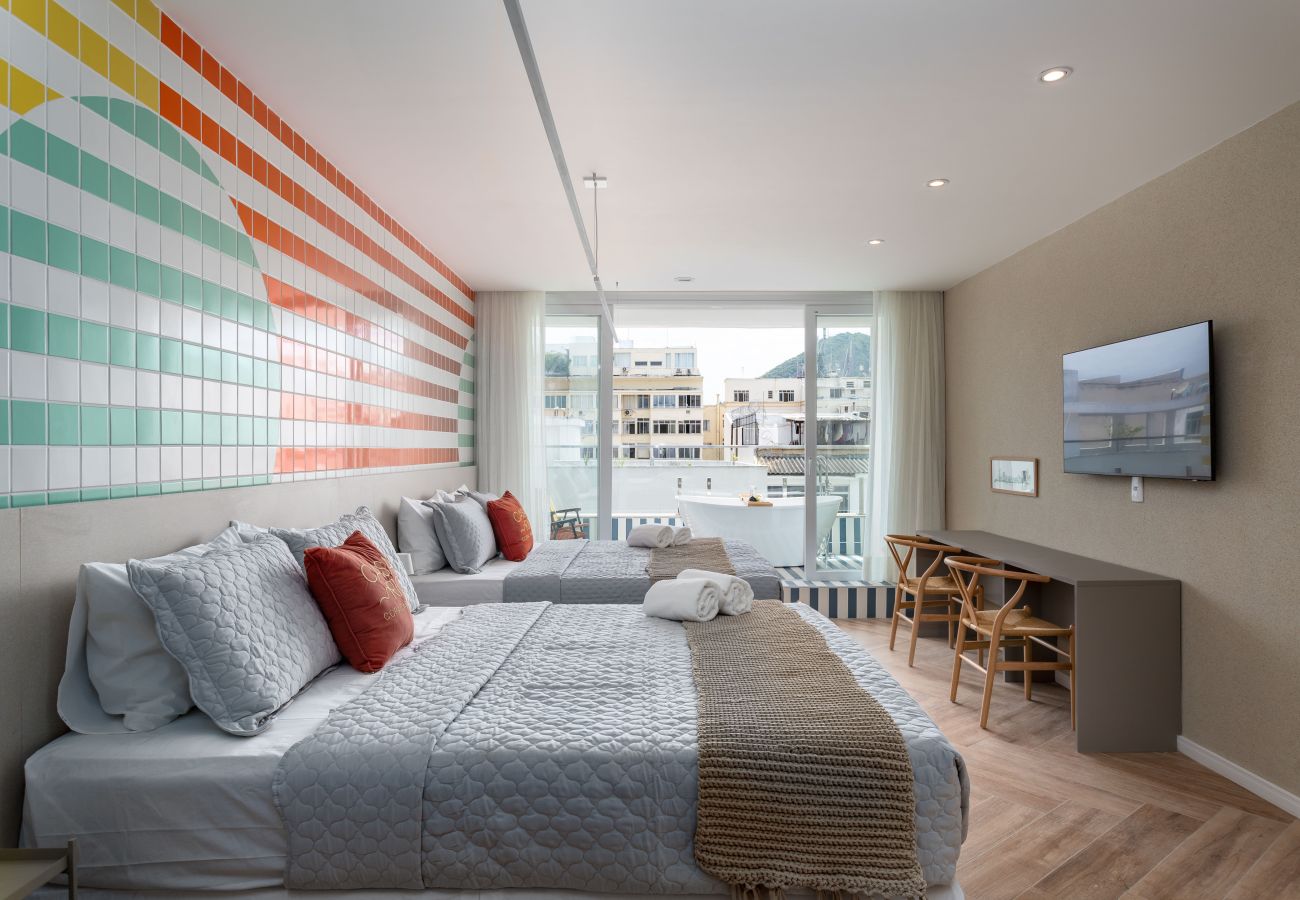 Apartment in Rio de Janeiro - Vista para o Mar e Varanda com Banheira | Q5